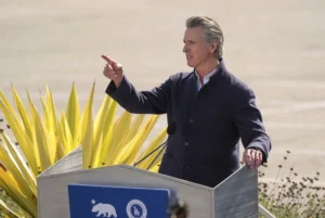 watch-live:-newsom-pushes-back-on-republican-redistricting-effort-–-washington-examiner