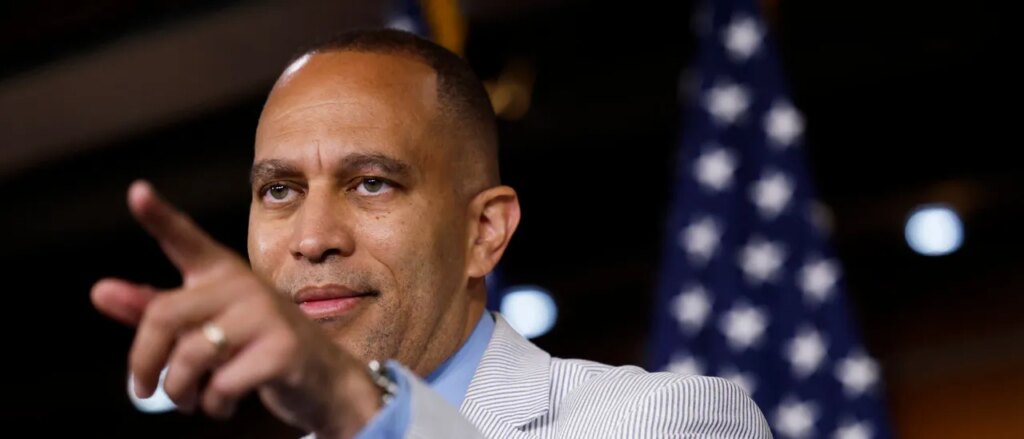 dem-admits-party