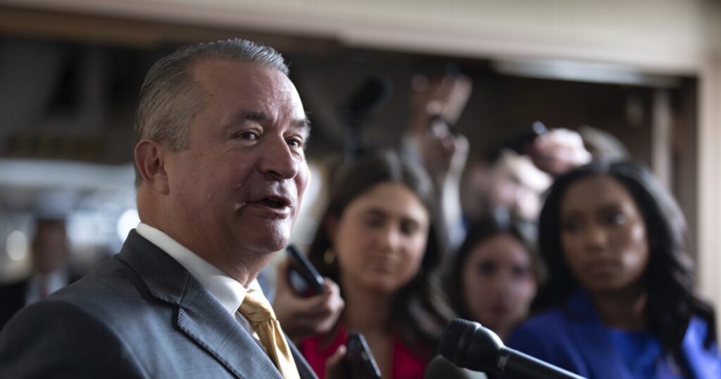 speaker-vote:-brian-kilmeade-calls-rep.-don-bacon-‘dumba**’-for-voting-mccarthy