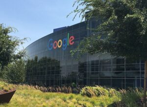 google-silences-conservative-media-|-the-gateway-pundit-|-by-gregory-lyakhov
