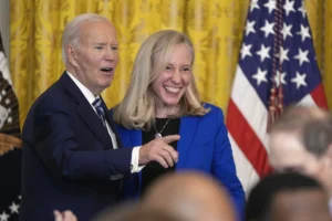 virginia-democrats-outrunning-gop,-‘over-400-yards-ahead’-–-washington-examiner