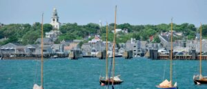 2-children-dead,-4-injured-after-barge-crashes-into-sailboat,-officials-say