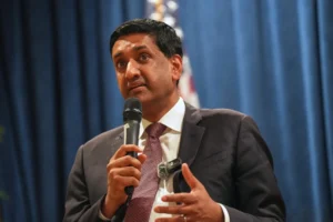 ro-khanna-establishing-himself-as-champion-of-young-democrats