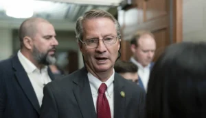 tim-burchett-treated-for-broken-rib-after-horse-kicking-incident-–-washington-examiner