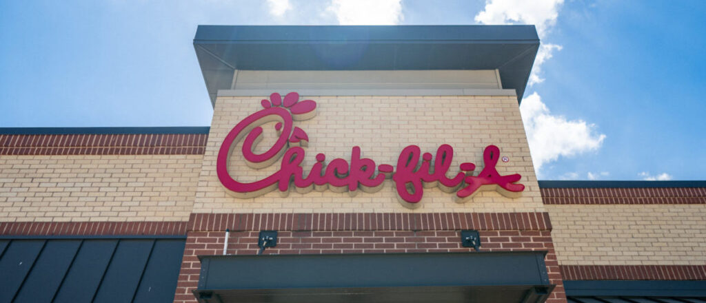 thieves-allegedly-steal-several-hundred-gallons-of-cooking-oil-from-chick-fil-a