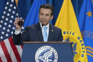 fda-commissioner-predicts-‘record’-drug-approvals-this-year