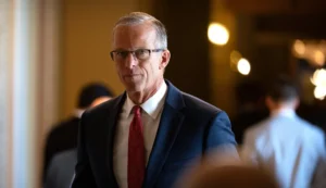 senate-republicans-eye-bipartisan-deal-to-speed-up-trump-nominee-votes