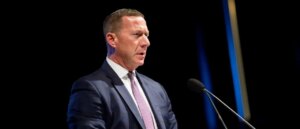 secret-service-halts-security-clearance-renewal-for-former-director