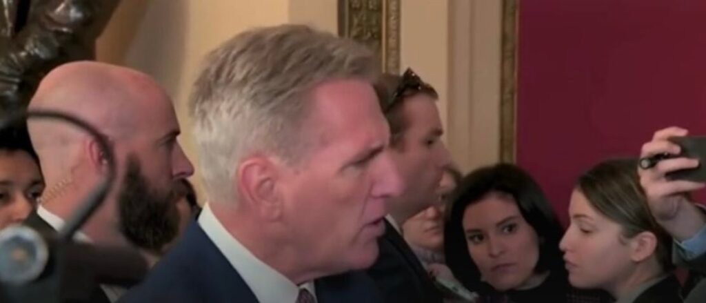 ‘no,-no,-no’:-kevin-mccarthy-pushes-back-against-fox-news-reporter-after-first-round-ends-with-no-speaker