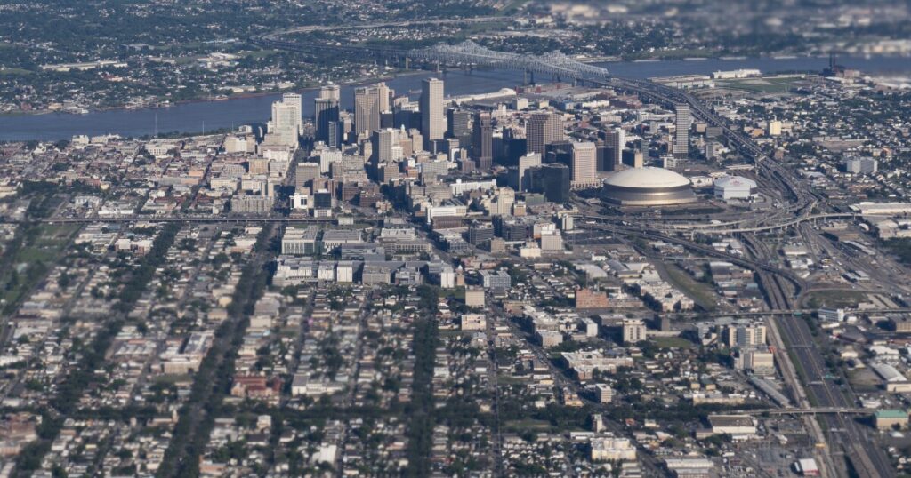report:-each-louisiana-resident-owes-$18,900-to-cover-state’s-debts