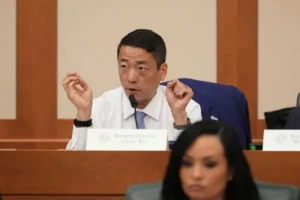 texas-democrats-leave-state-in-effort-to-halt-gop-redistricting-plan-–-washington-examiner