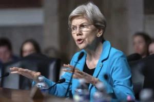 warren-says-bls-commissioner-firing-‘politicizes’-jobs-data