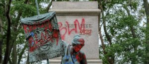 rioters-set-a-confederate-statue-on-fire-in-2020-—-now-trump-admin-is-reinstalling-it