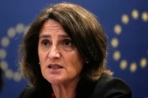 eu-official-suggests-israel’s-war-in-gaza-‘looks’-like-‘genocide’