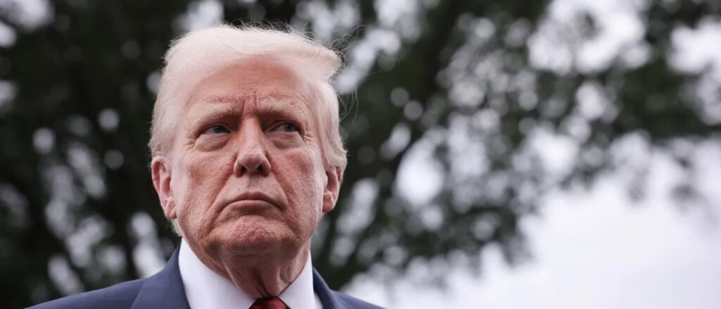 trump-admin-urges-supreme-court-to-let-los-angeles-immigration-raids-continue