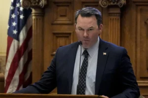 carr-sues-jones-over-raising-unlimited-funds-in-georgia-governor-race