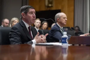 opm-director-takes-gentler-approach-to-streamlining-the-bureaucracy