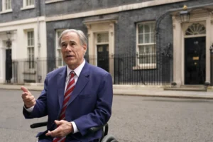 texas-democrats-will-need-to-stay-out-for-years-to-stop-new-map:-abbott