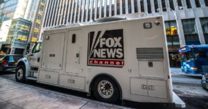 truth-social’s-new-ai-chatbot-is-donald-trump’s-media-diet-incarnate