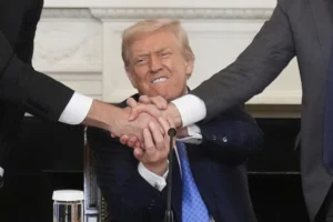 watch-live:-trump-announces-crime-and-homelessness-plan-for-dc