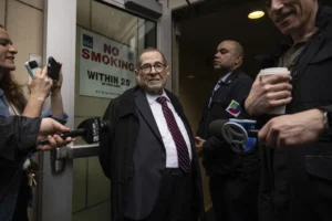 jerry-nadler-lauds-mamdani-‘who-won’t-give-trump-an-inch’