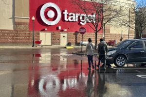 three-people-killed-in-target-parking-lot-shooting-in-austin,-texas