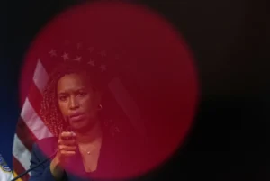 bowser-pushing-back-on-trump’s-dc-rhetoric-after-initial-placating-tone