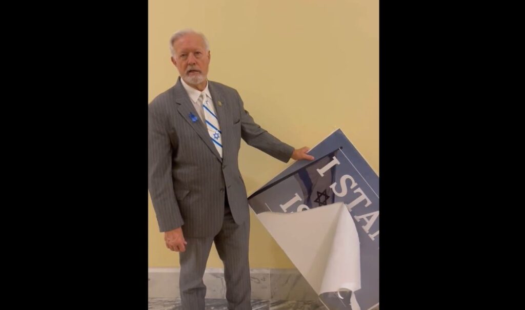 insurrection-update:-far-left-protesters-storm-us-capitol-and-rip-down-pro-israel-sign-outside-gop-rep’s-office-–-arrests-made-|-the-gateway-pundit-|-by-jim-hoft