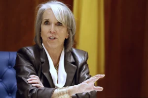 new-mexico-governor-declares-emergency-in-crime-riddled-county