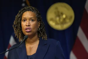 bowser-leaves-dc-for-‘family-commitment’-with-district-embroiled-in-federal-takeover