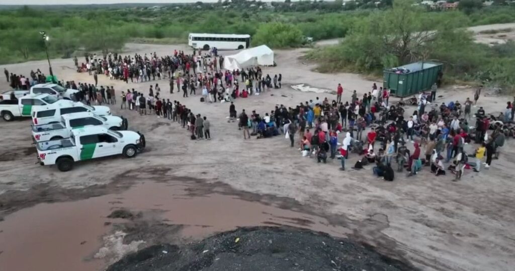 liberal-media-outlet-ripped-for-saying-open-border-is-a-myth-started-by-conservatives-|-the-gateway-pundit-|-by-mike-lachance