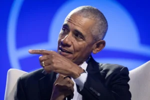 obama-claps-back-at-critics-over-gerrymandering-accusations