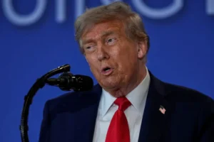 trump-turns-his-attention-to-zelensky-following-putin-summit:-‘make-a-deal’-–-washington-examiner