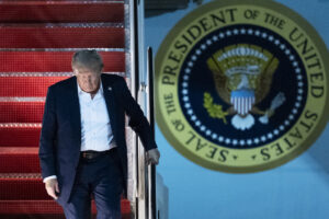 trump-promises-executive-order-to-‘get-rid-of’-mail-in-ballots-and-voting-machines