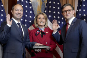 indiana-republican-endorses-redrawing-congressional-districts-in-home-state