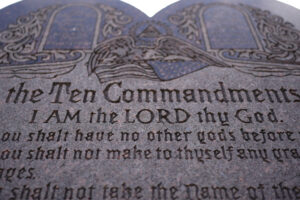 federal-judge-blocks-texas-law-requiring-public-schools-to-display-ten-commandments-poster