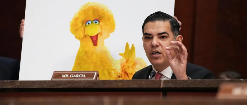 high-ranking-dem-seems-to-egg-on-gov