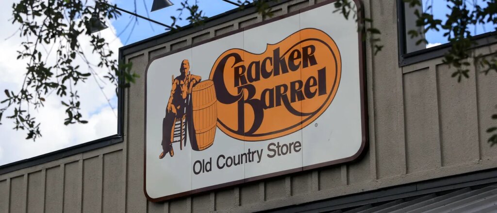democrats-are-shocked-they-agree-with-conservatives-on-cracker-barrel-neutering