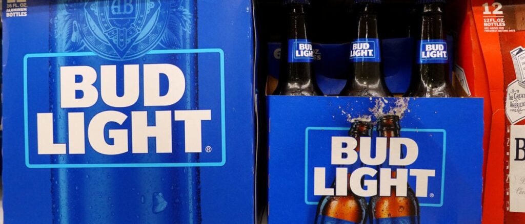 fact-check:-no,-the-nfl-has-not-ended-its-partnership-with-bud-light-and-banned-its-products