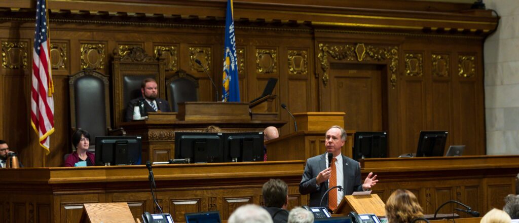 state-lawmakers-block-raises-for university-workers-in-fight-against-diversity-spending