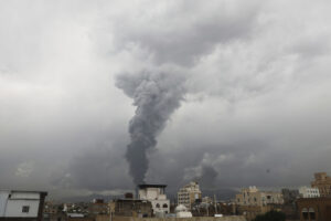israeli-airstrikes-hit-yemen’s-capital,-targeting-iran-backed-houthis