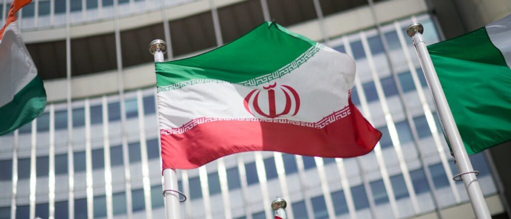 fact-check:-viral-x-post-falsely-claims-black-flag-raised-in-iran-is-a-call-for-vengeance