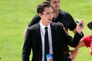 dnc-passes-neturality-clause-after-david-hogg-primary-drama