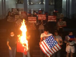 burn-a-flag,-go-to-prison,-get-deported:-new-executive-order-|-the-gateway-pundit-|-by-antonio-graceffo