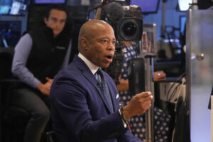 eric-adams-posts-ai-generated-‘camp-zohran’-video-against-mamdani