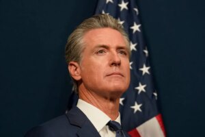 newsom-warns-trump-won’t-leave-white-house-after-second-term