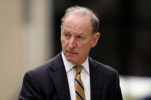 trump-foes-turn-to-longtime-washington-lawyer-abbe-lowell-for-defense