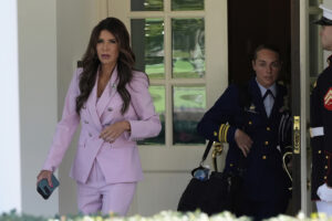 noem-says-there-are-‘absolutely’-plans-to-deploy-troops-to-high-crime-red-states