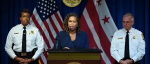 dc-mayor-orders-local-cooperation-with-federal-crime-crackdown