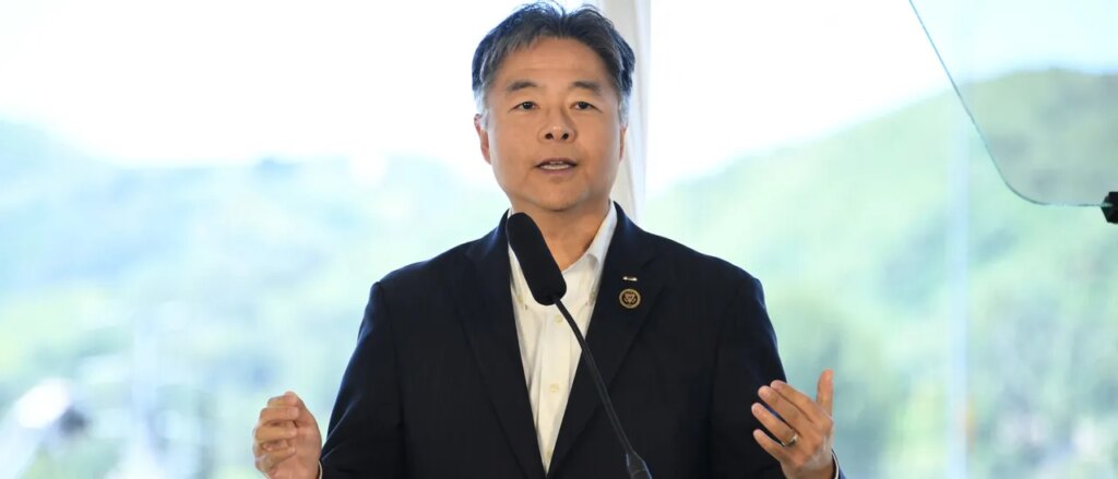 high-ranking-house-dem-compares-trump